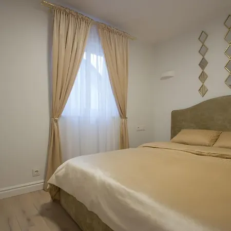 Pilies Gatves Apartamentai Apartman *